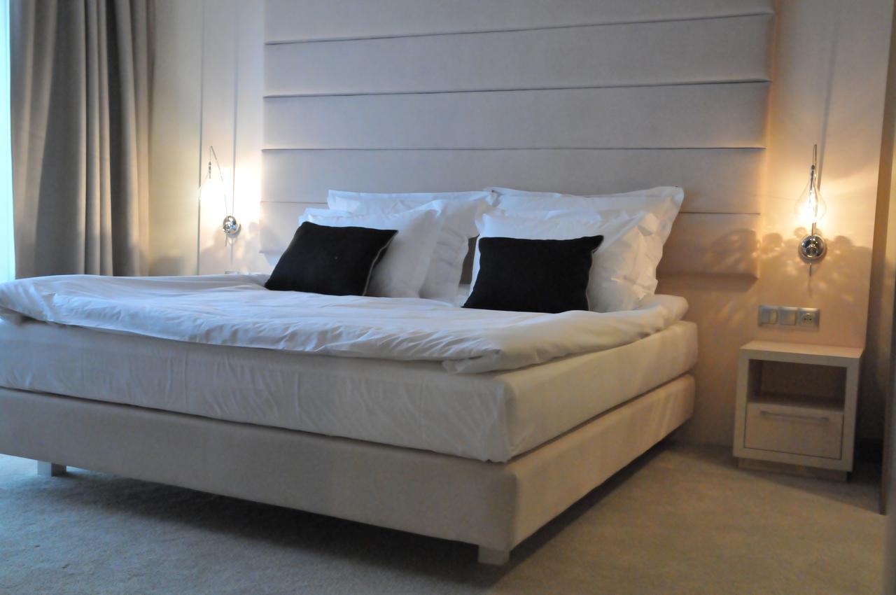 Hotel Kosma Kozmin Ngoại thất bức ảnh